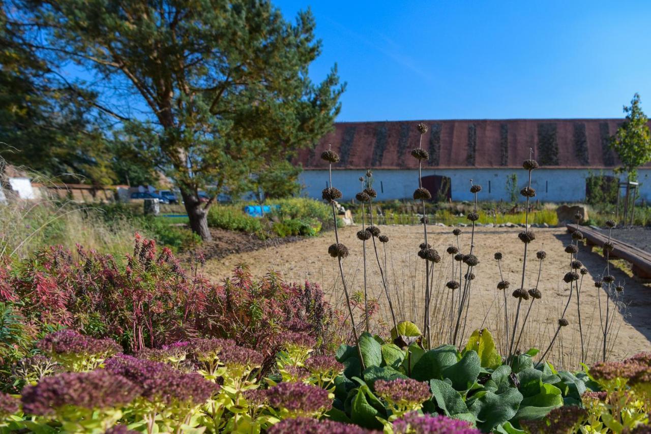 Dvur Perlova Voda Budyne nad Ohri Exterior foto